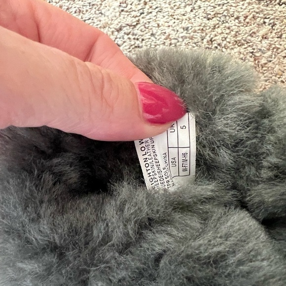 New Emu Australia Heighton Gray Suede & Shearling Boots Size 7 Water Resistant - Picture 6 of 6